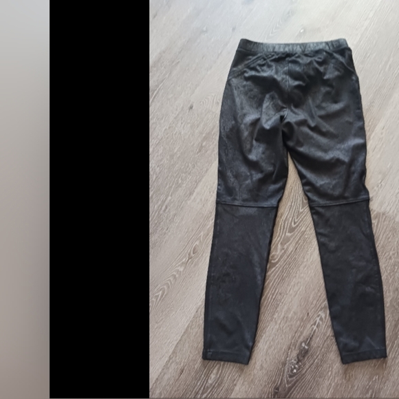 Free people Midnight Vegan Suede Skinny Pants Size Small NWOT - Picture 5 of 6